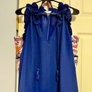 Crown & Ivy sleeveless blouse XL